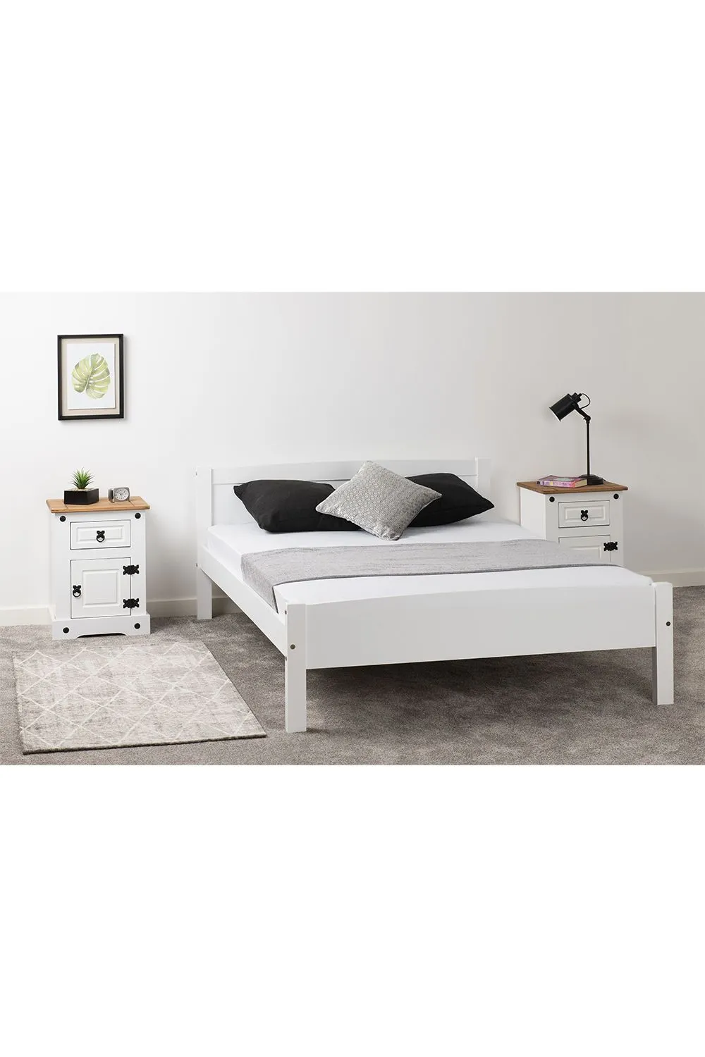 Seconique Amber 4'6" Double Bed in White