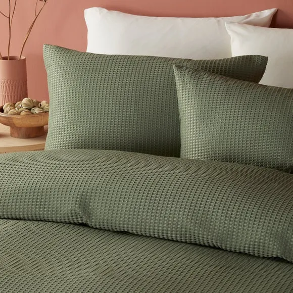 Serene Lindly Duvet Cover and Pillowcase Set 2