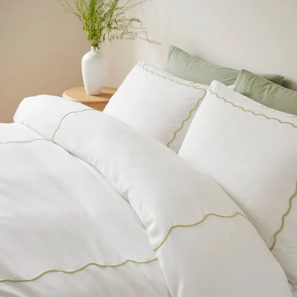 Bria Embroidered Scallop Duvet Cover & Pillowcase Set 4