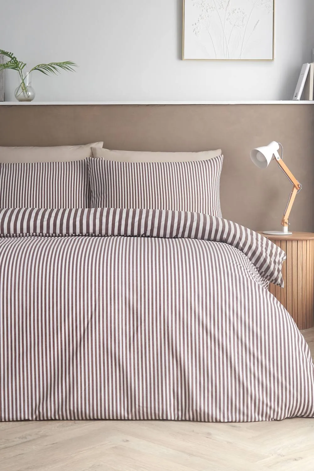 Catherine Lansfield 'Epping Textured Stripe' Reversible Duvet Cover Set in Chocolate 2