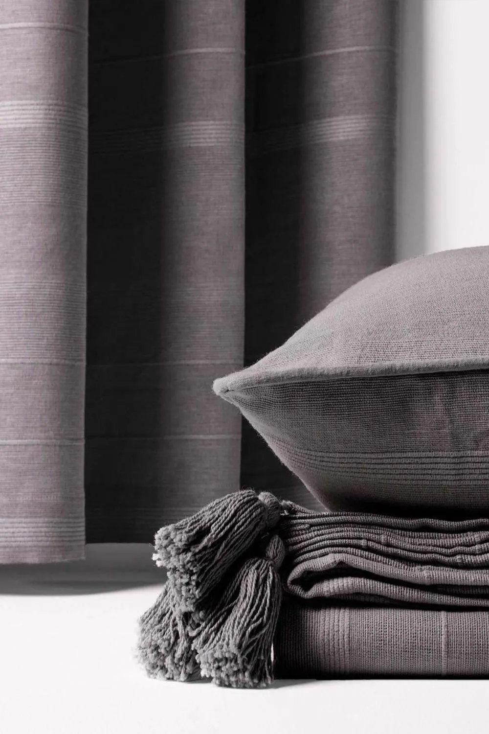 Homescapes Cotton Rajput Ribbed Curtain Pair in Charcoal 4