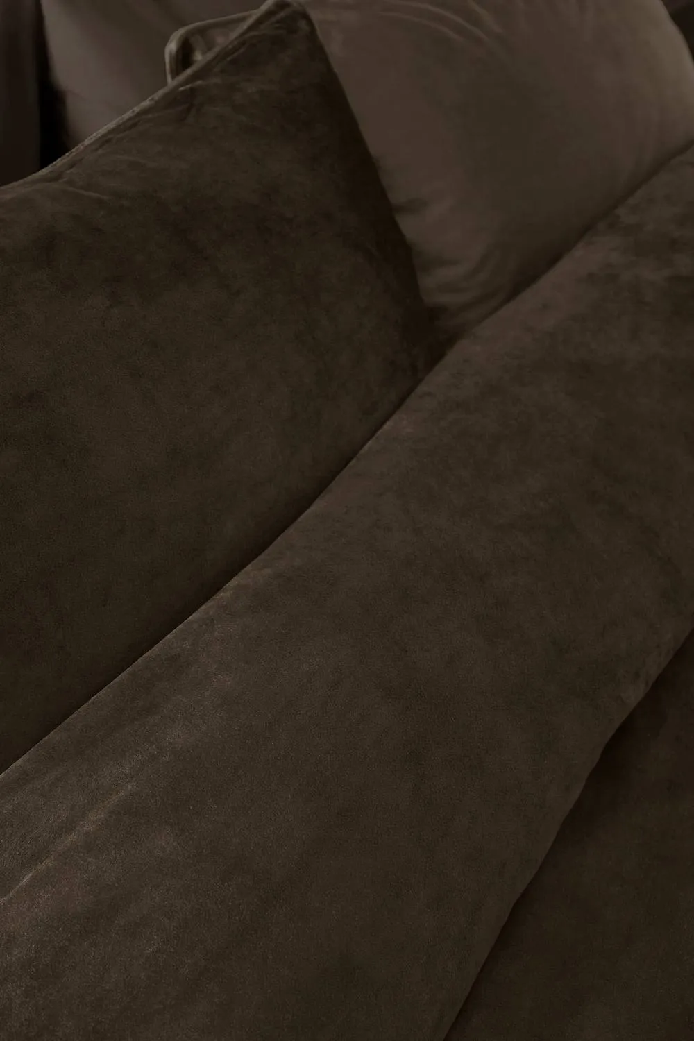 Catherine Lansfield 'Kingsley' Soft Matt Velvet Duvet Cover Set in Chocolate 3