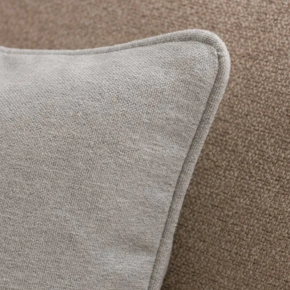 Calista Square Cushion 2