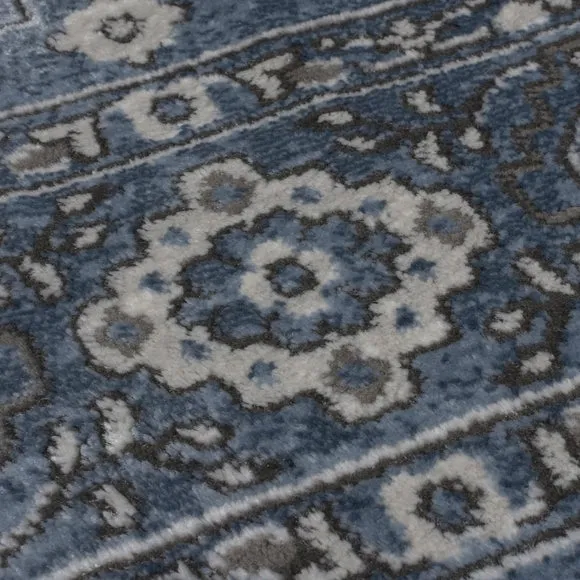 Elise Traditional Rug 3