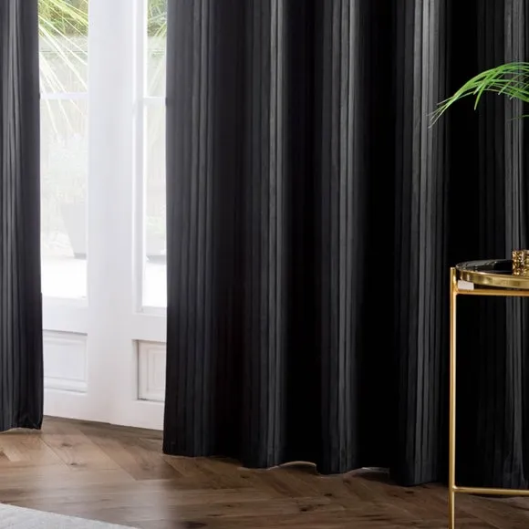Paoletti Corinthian Eyelet Curtains 4