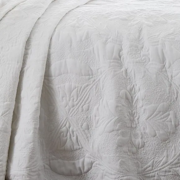 Bianca Fine Linens Marianne Bedspread 2