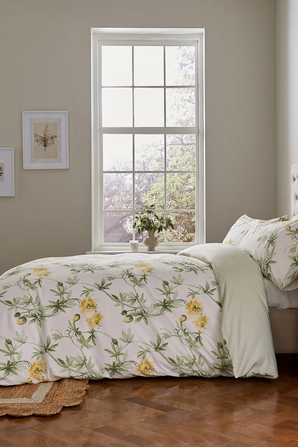 Fable 'Passionflower' Duvet Cover Set in Yellow