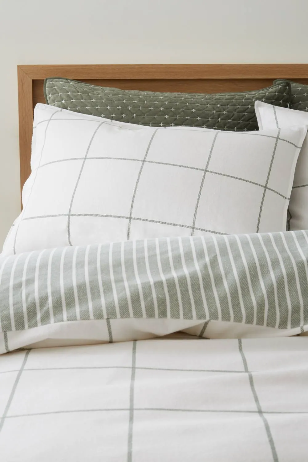 Bianca Brushed Regal Check Cotton Reversible Duvet Cover Set in Green 3