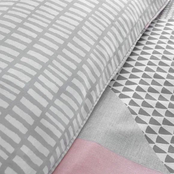 Catherine Lansfield Larsson Geo Reversible Duvet Cover and Pillowcase Set 4
