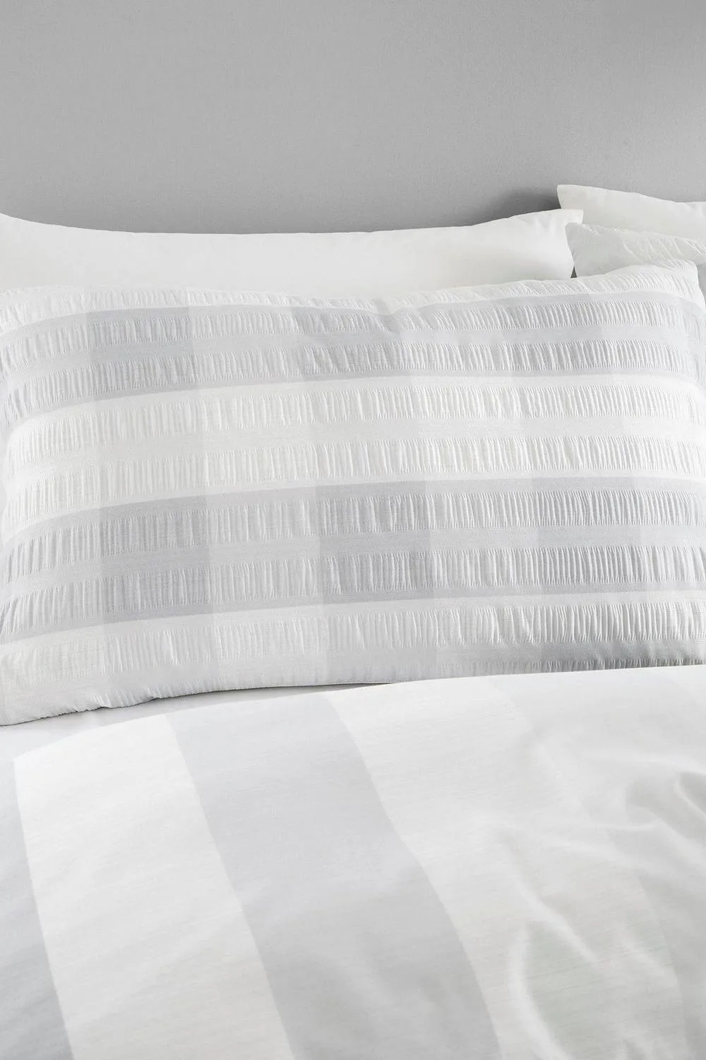 Fusion 'Seersucker Gingham' Textured Duvet Cover Set in Silver 2