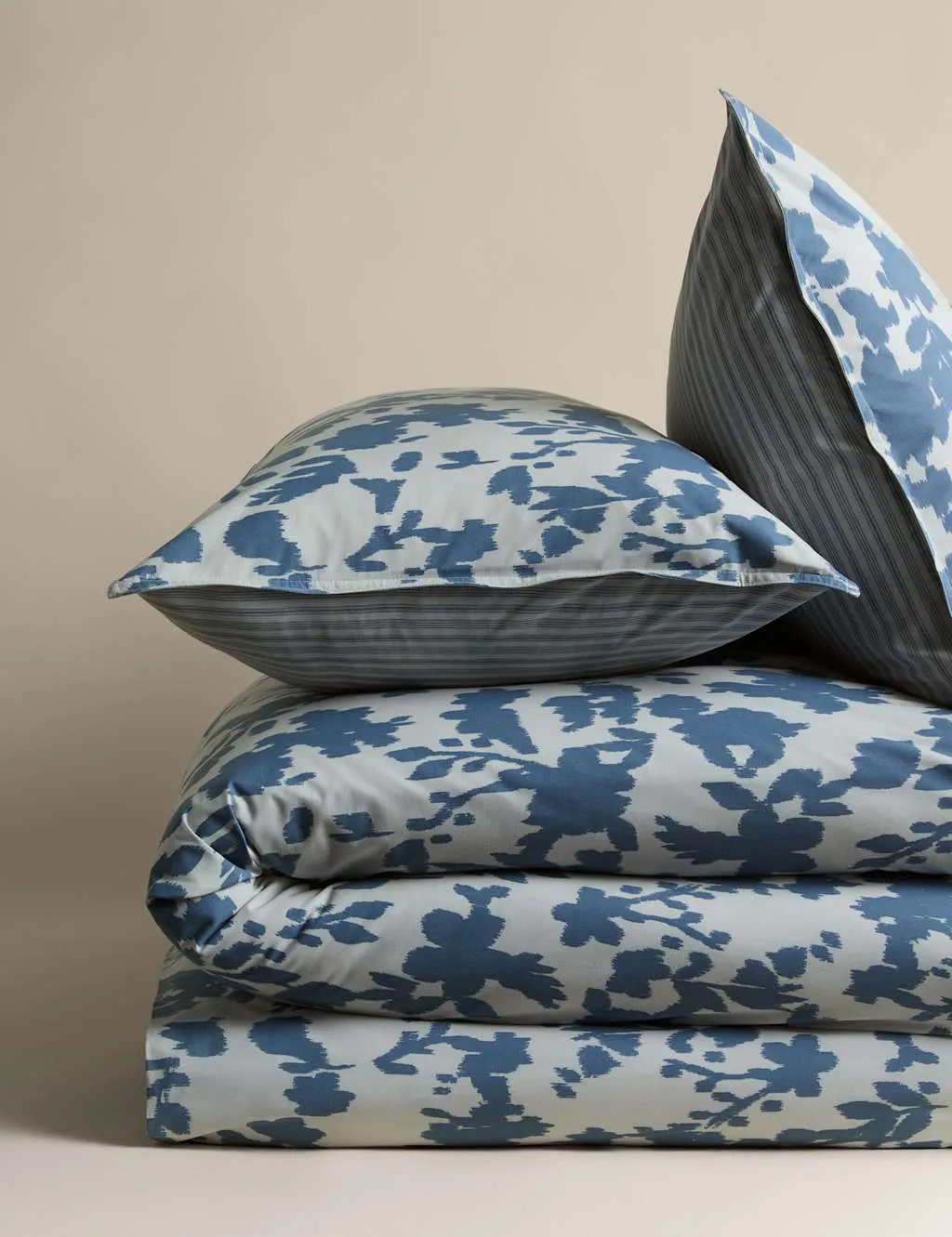 M&S Cotton Rich Floral Reversible Bedding Set Slate Blue