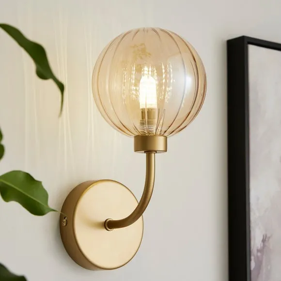 Luxe Ribbed LED Wall Light 1