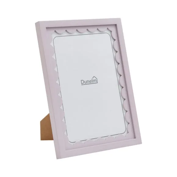 Remi Scalloped Photo Frame 3