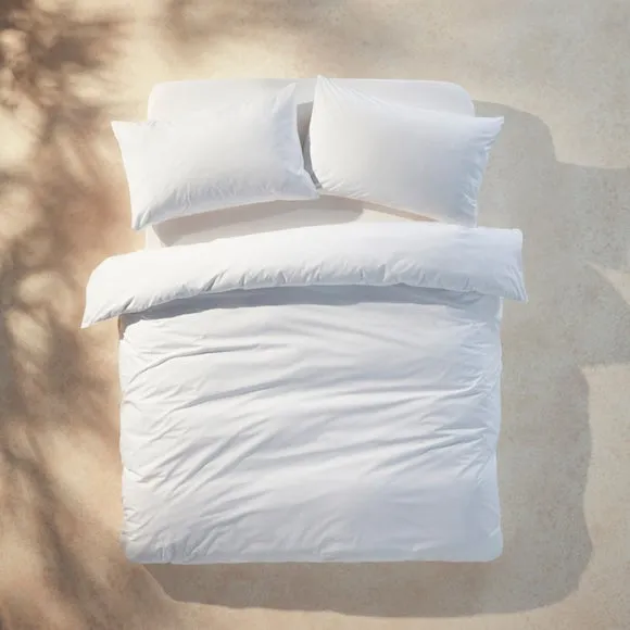 100% Egyptian Cotton 220 Thread Count Standard Pillowcase Pair 2