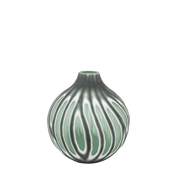 Cedar & Sage Morella Swirl Hand Carved Glass Sage Vase 4