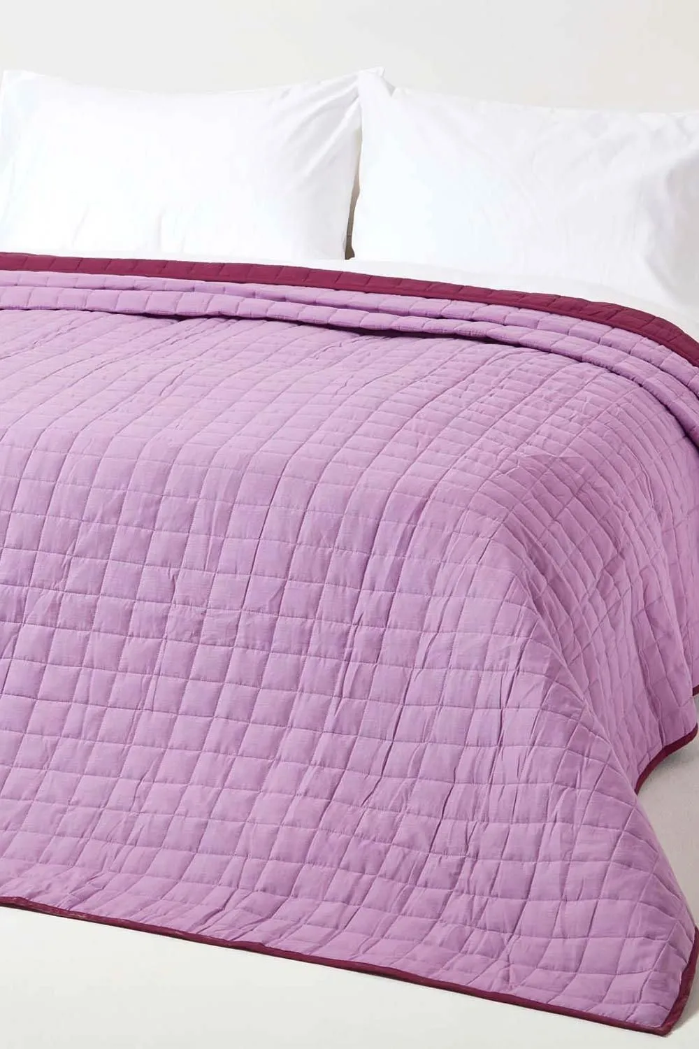 Homescapes Cotton Quilted Reversible Bedspread in Purple 4