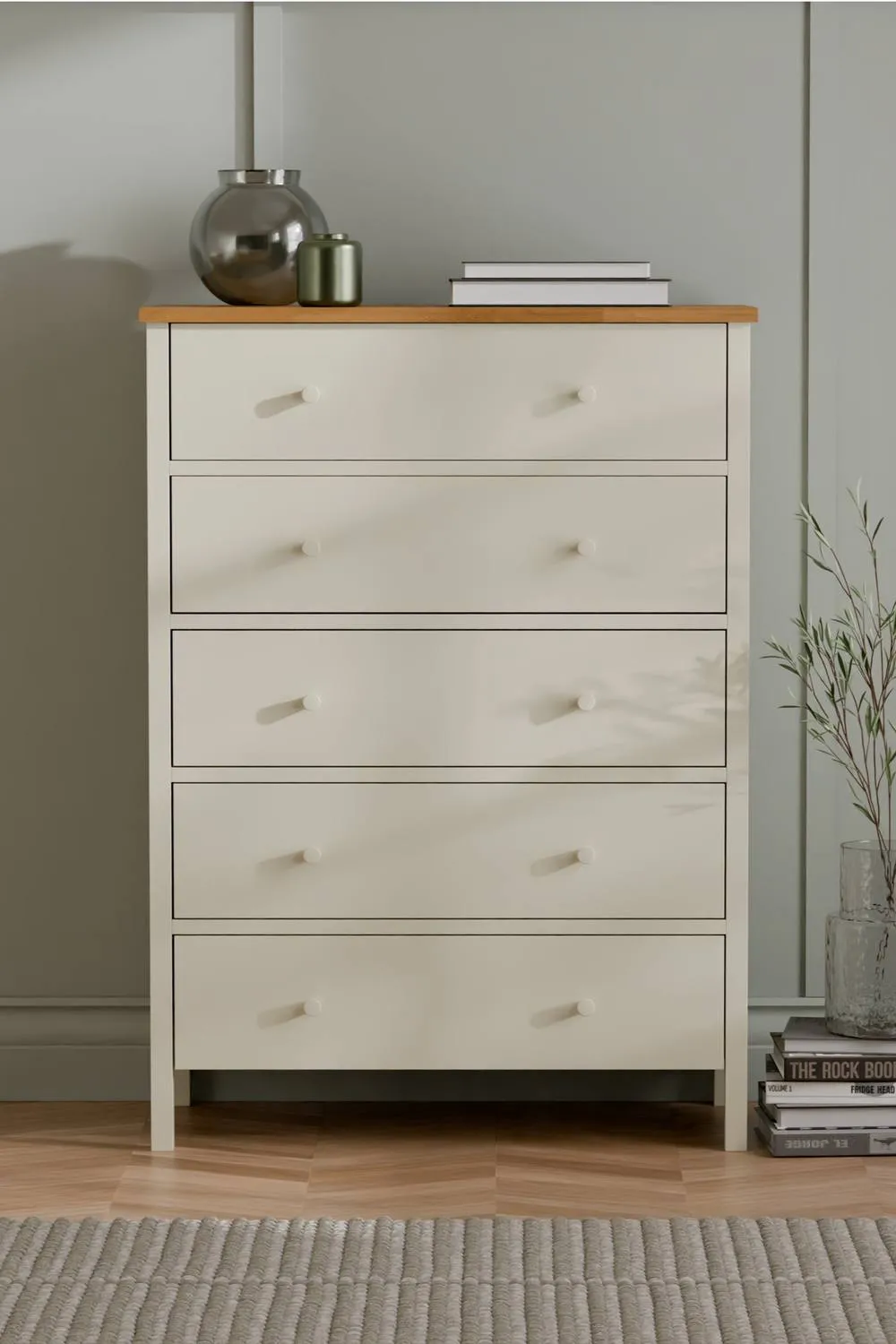 Julian Bowen Coxmoor 5 Drawer Wide Chest in Ivory