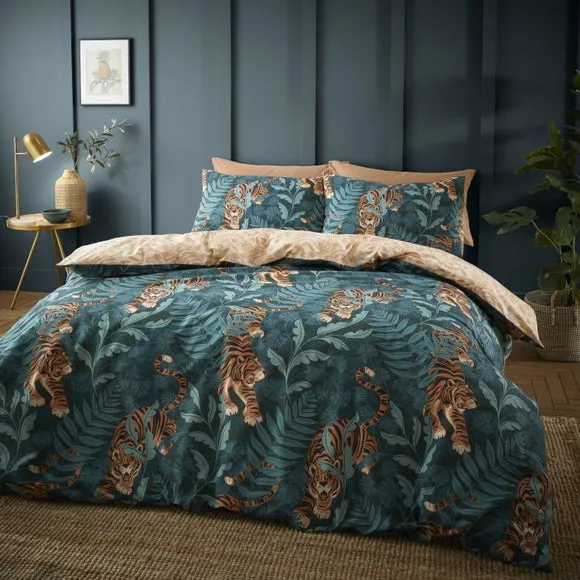 Catherine Lansfield Tropic Tiger Leaf Reversible Green Duvet Cover & Pillowcase Set 1