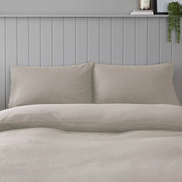 Soft & Cosy 100% Brushed Cotton Kingsize Standard Pillowcase Pair 1