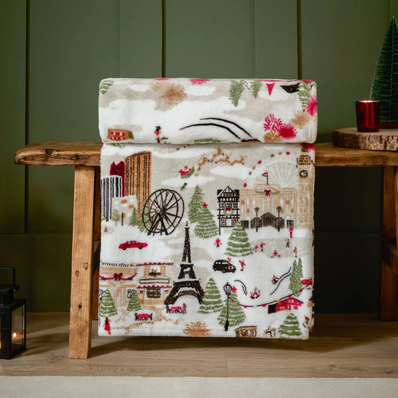 Furn Joy To All Fleece Throw in Cream