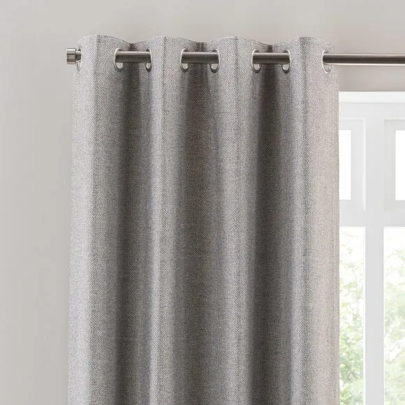 Chester Eyelet Curtains 1