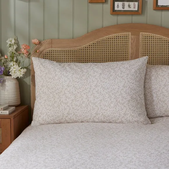 Annie Floral 144 Thread Count 100% Cotton Reversible Duvet Cover & Pillowcase Set 2