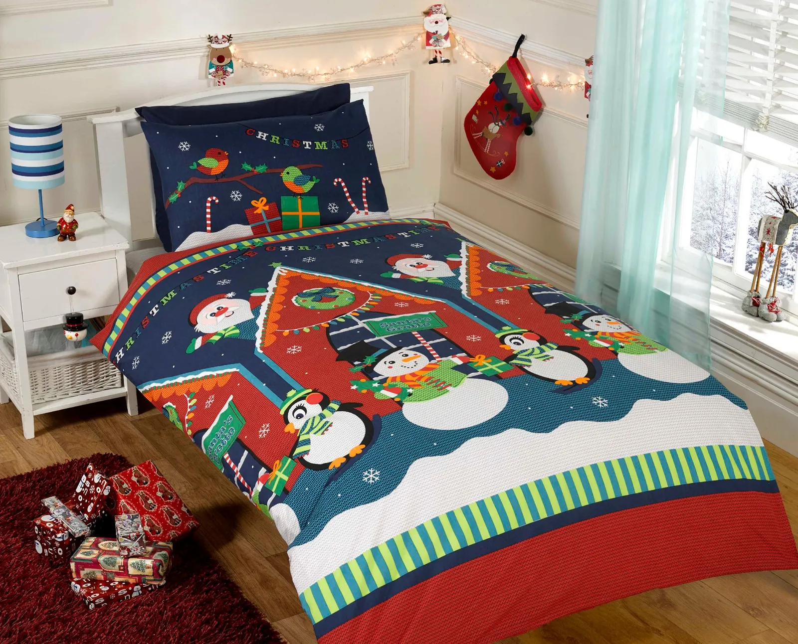 Rapport Home Santas Grotto Duvet Cover Set with Pillowcase in Red