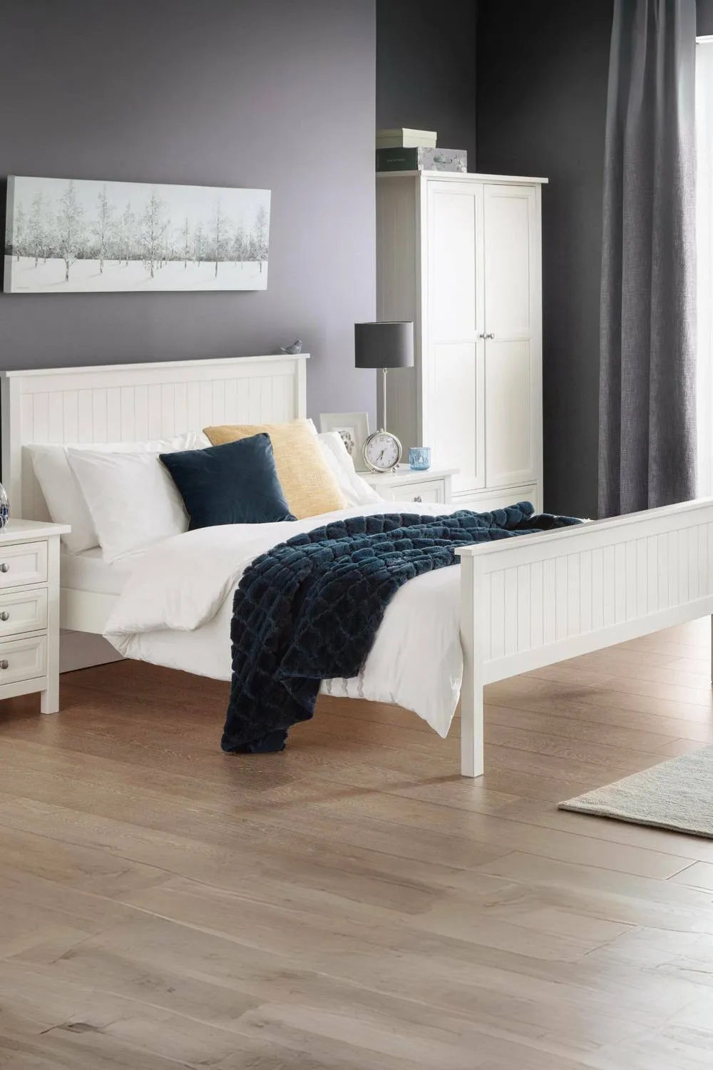 Julian Bowen Maine Bed in White 2