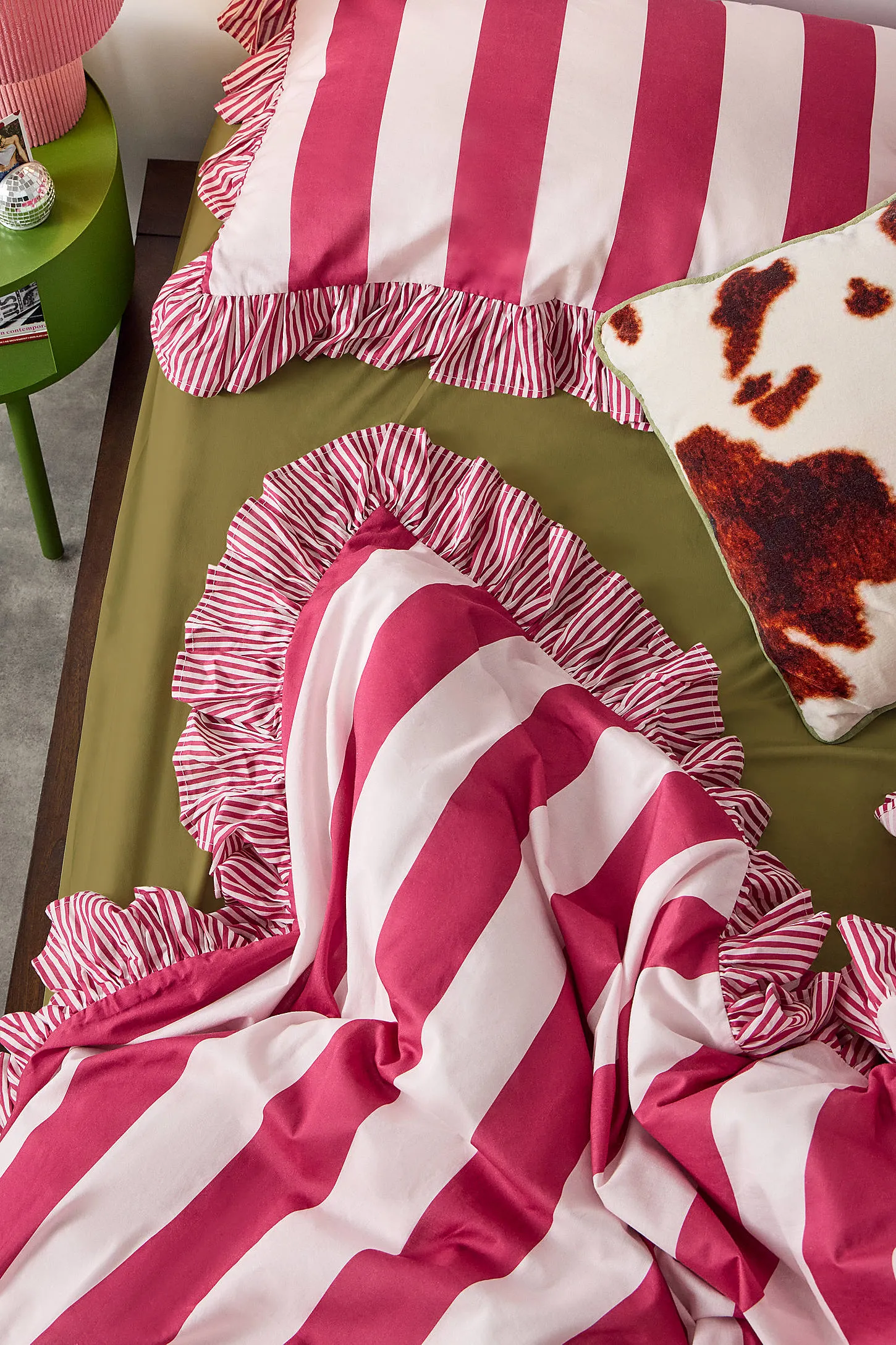 Red Stripe Ruffle Duvet Set 4