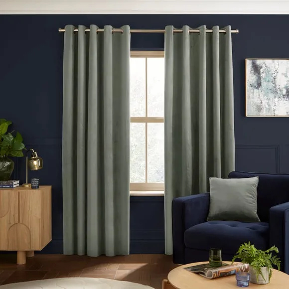 Luxe Velour Eyelet Curtains (Blackout Available) 2