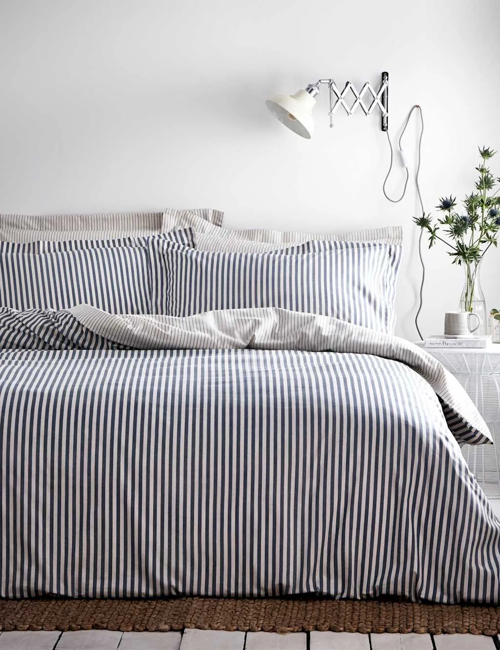 YARD Hebden Striped Cotton Reversible Bedding Set Navy Mix