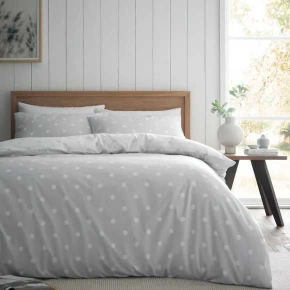 Catherine Lansfield Polka Dot 100% Brushed Cotton Duvet Cover & Pillowcase Set 1
