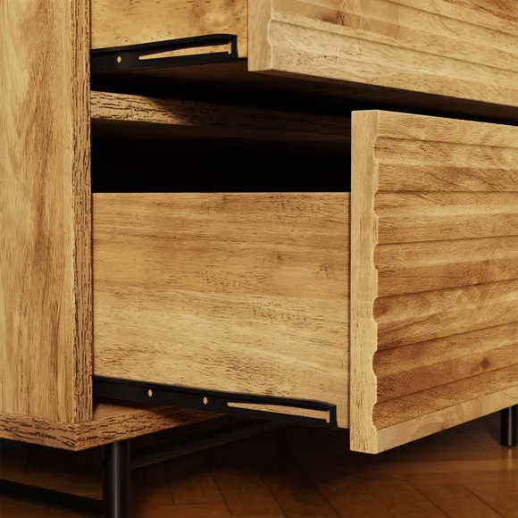 Bryant 4 Drawer Chest 4