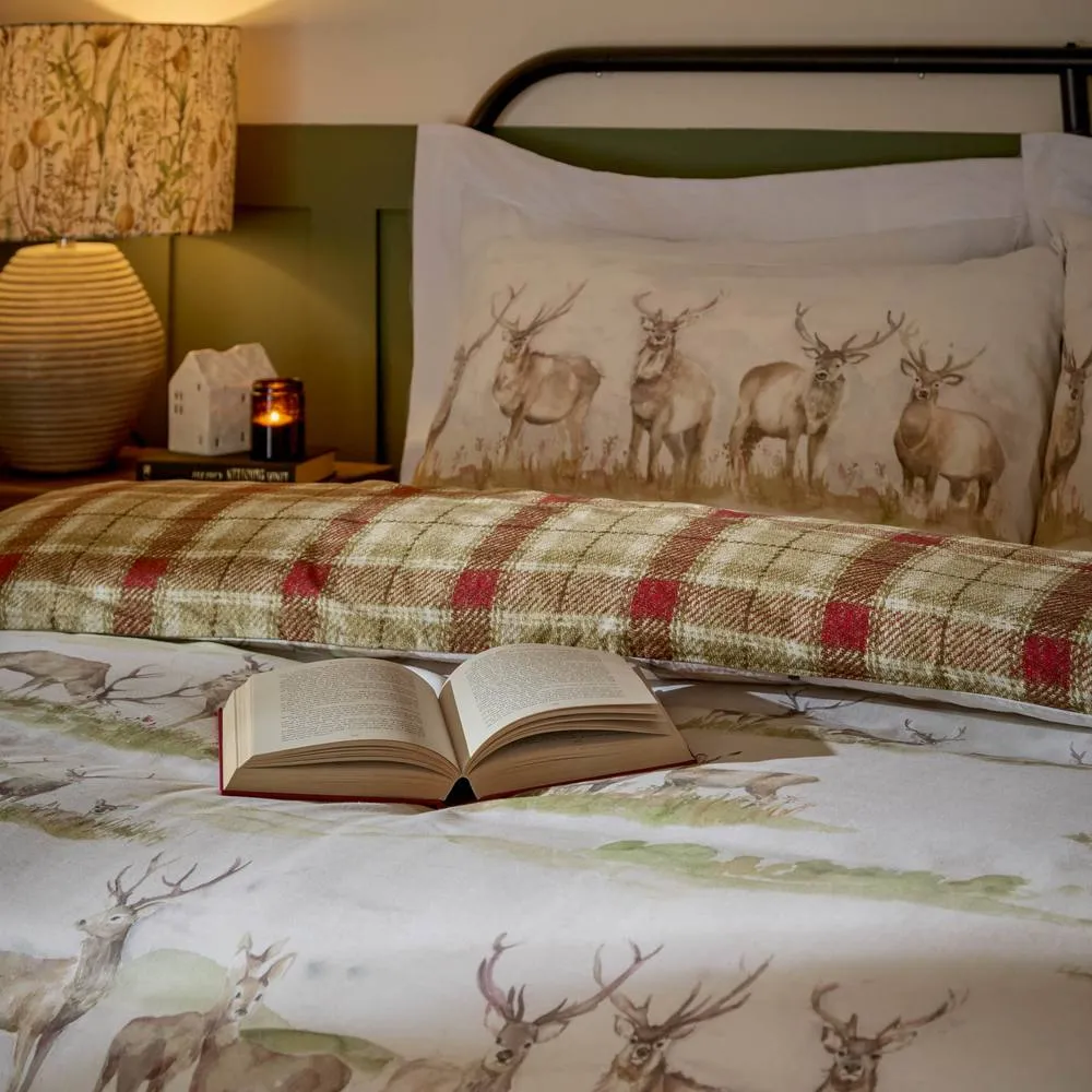 Voyage Maison Moorland Stags 100% Cotton Reversible Duvet Cover Set 2