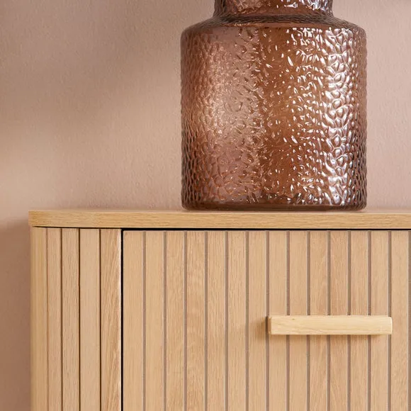 Axel 5 Drawer Fluted Chest 2
