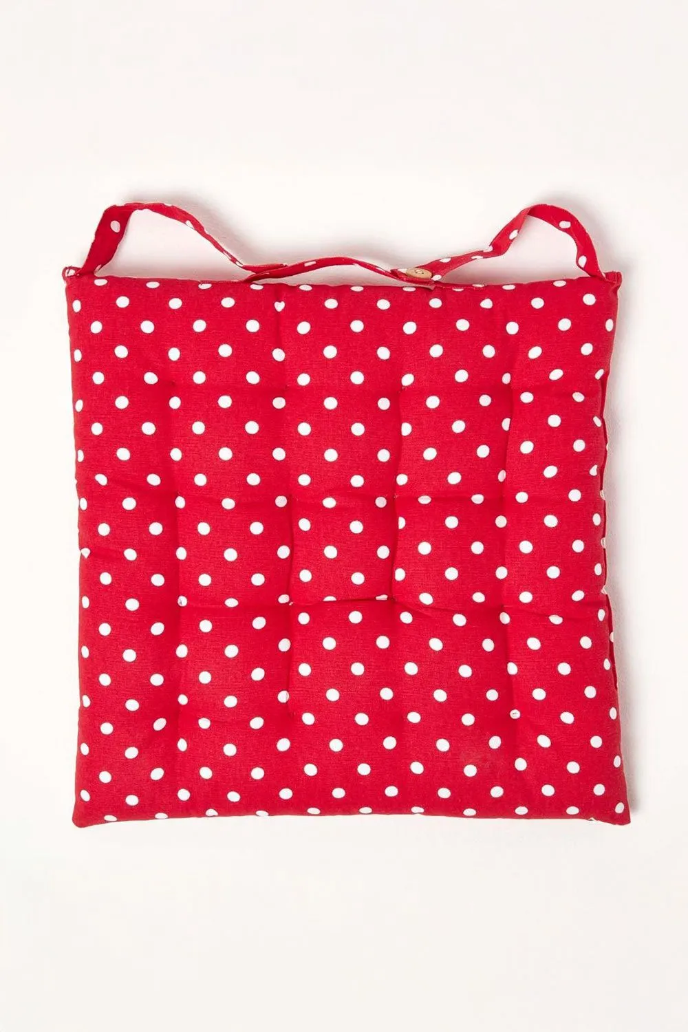 Homescapes 4 Pack Seat Pads Cotton Red Polka Dot Indoor Outdoor Garden Cushion, 40cm 4