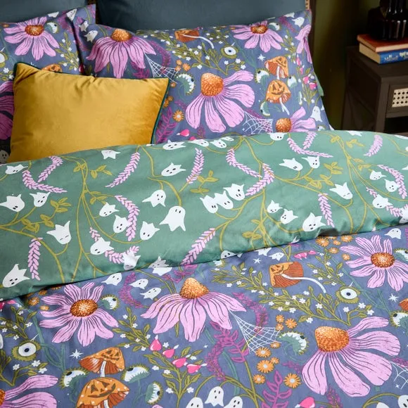 furn. Ghoul Gardens Polycotton Duvet Cover & Pillowcase Set 3