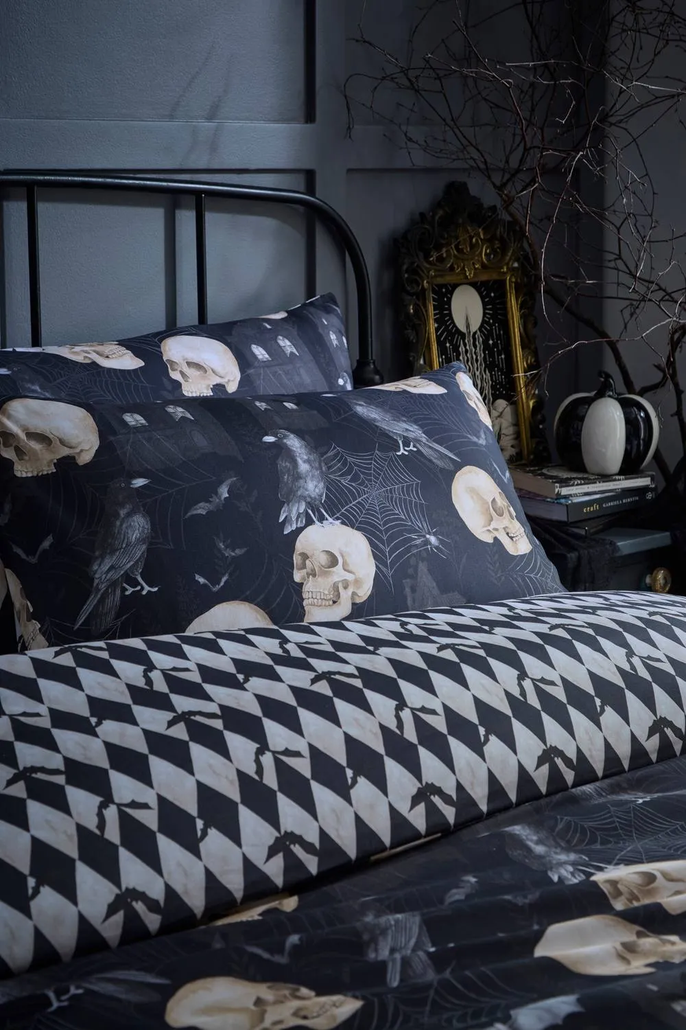 Fusion 'Gothic Skulls' Halloween Inspired Duvet Cover Set in Black 2