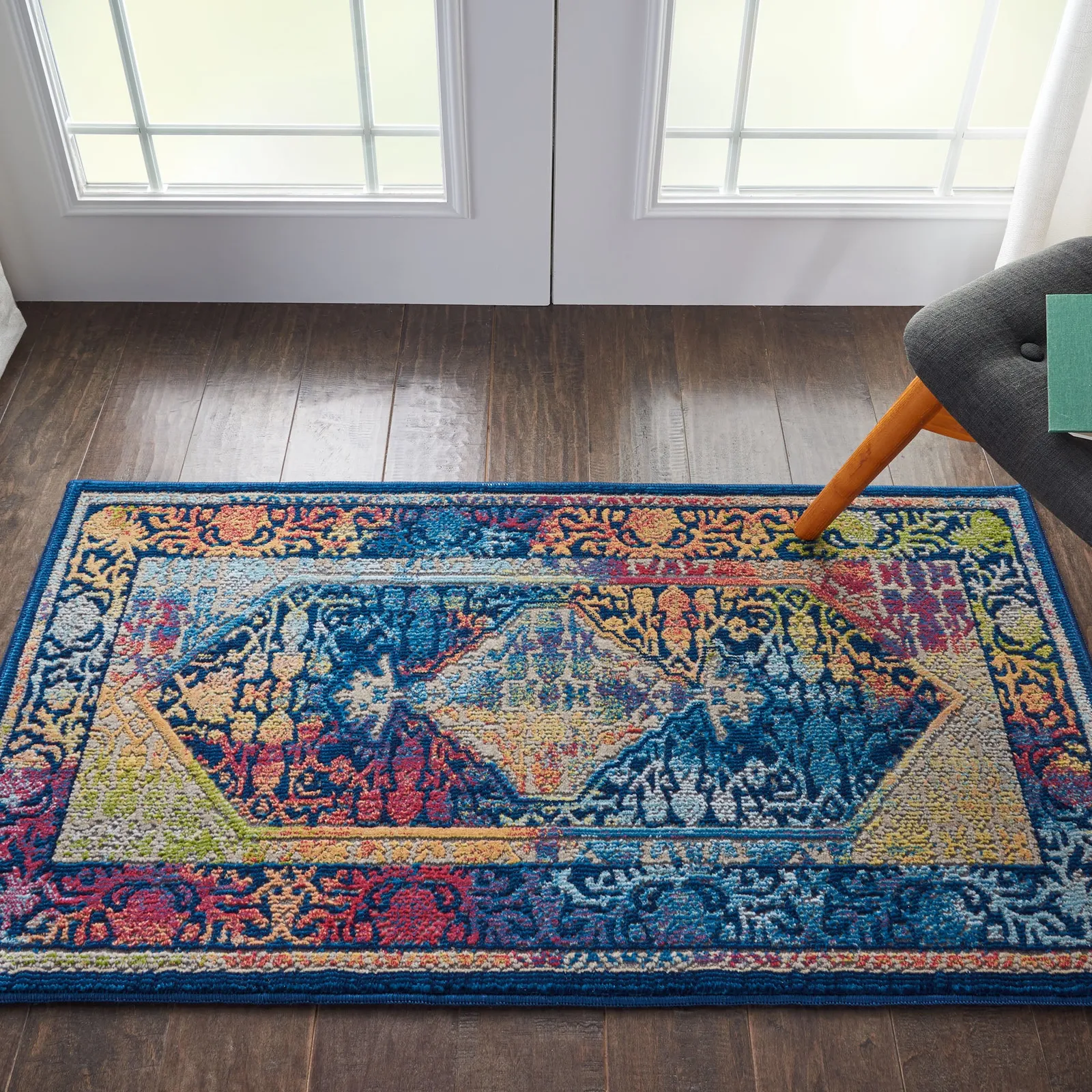 Ankara Global 4 Runner in Ivory Blue
