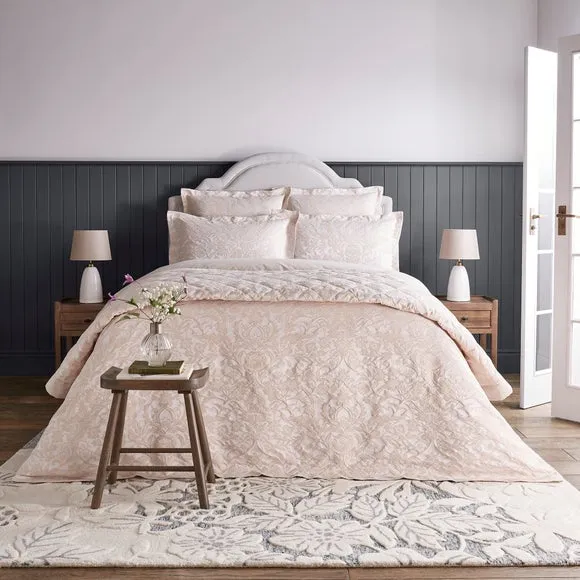 Dorma Winchester Bedspread 4