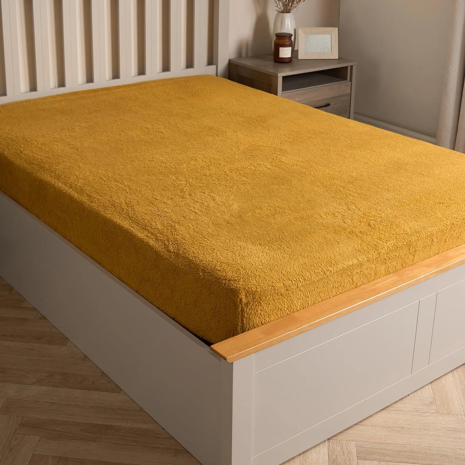 OHS Teddy Fleece Thermal Fitted Bed Sheet in Bright Yellow | Size: Single Fitted