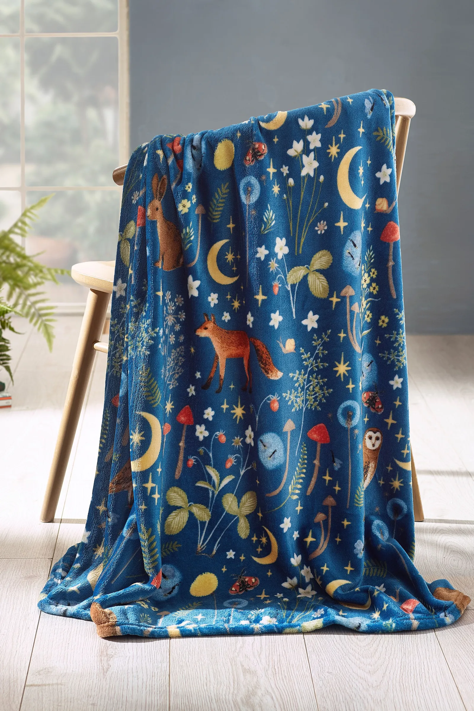 Catherine Lansfield 'Enchanted Twilight Animals' Cosy Fleece Blanket Throw in Navy
