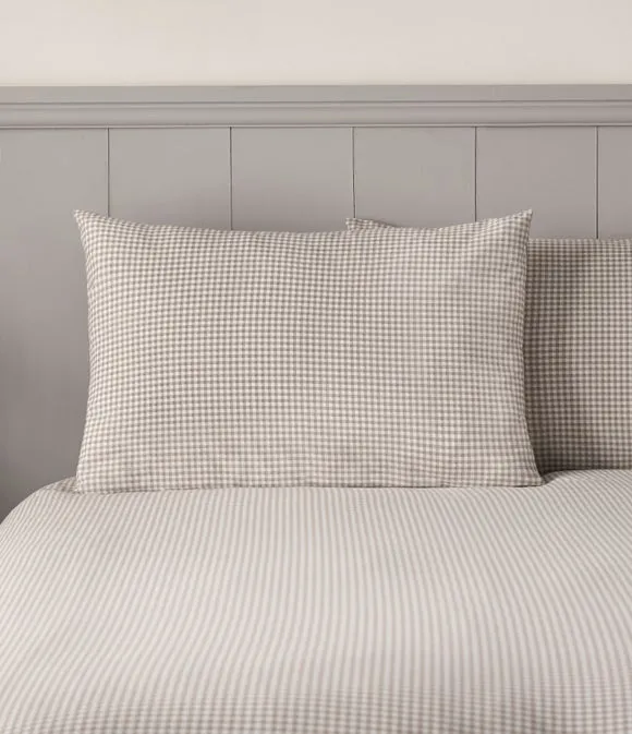 Sydney Gingham Polycotton Duvet Cover & Pillowcase Set 3