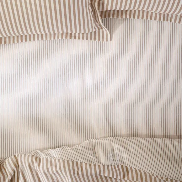 Hebden Narrow Stripe 100% Cotton Fitted Sheet 2