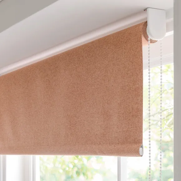 Luna Blackout Roller Blind 4