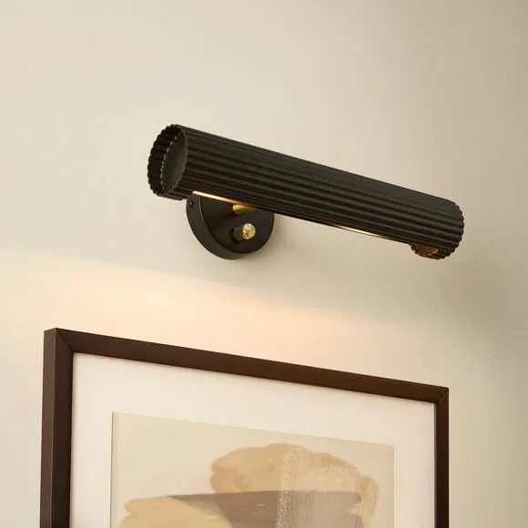 Georgi Ribbed Picture Light 1