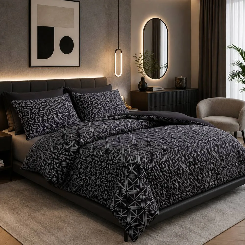 Pamposh Modern Duvet Cover Set Reversible Quilt Covers Bedding Sets in Black