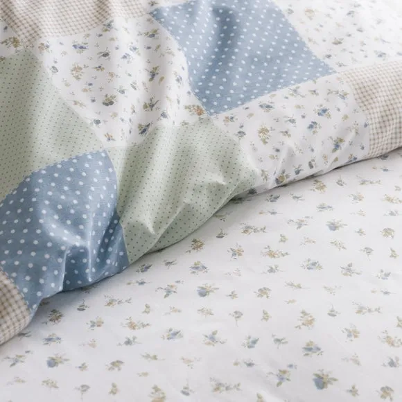 Ditsy Patchwork Duvet Cover and Pillowcase Set 4