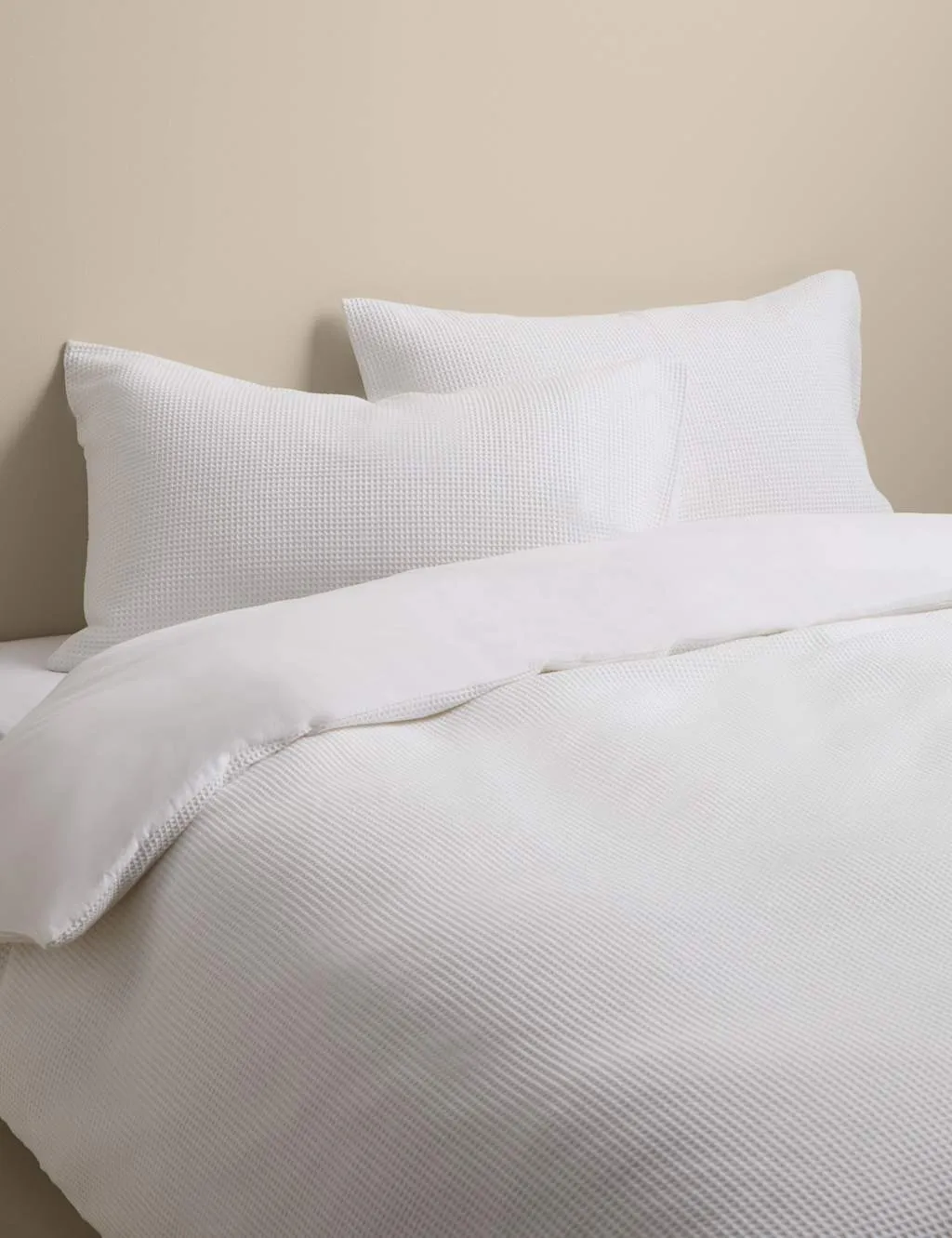 M&S Washed Cotton Waffle Bedding Set White