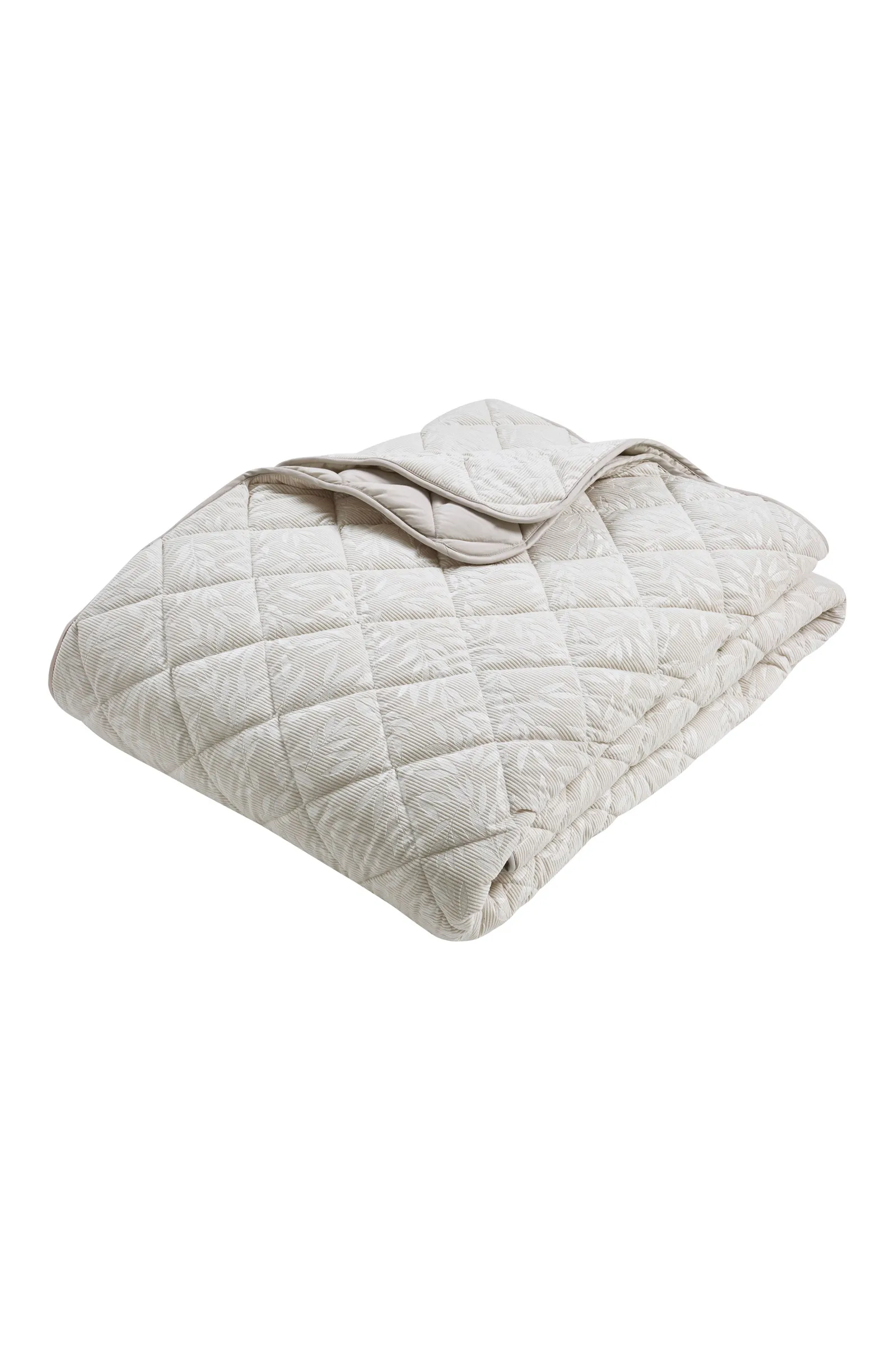 Catherine Lansfield Corded Leaves Quilted Warm & Cosy 240cm x 260cm Bedspread in Gold 4